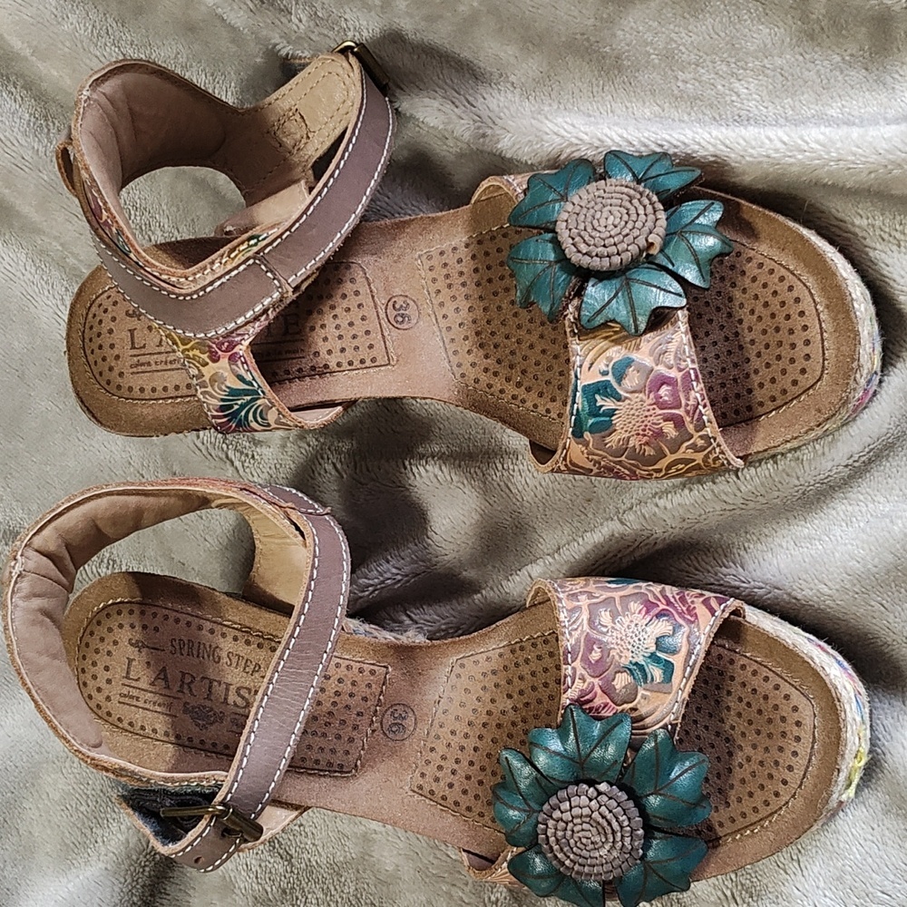 NWOB L'ARTISTE ANNMARIE ANKLE STRAP SANDAL size 36/5.5-6